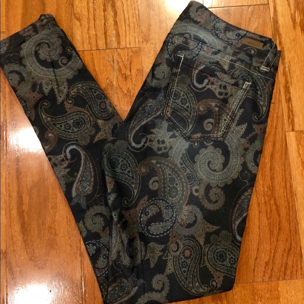 Kut from the Kloth Skinny Jeans in Paisley Print